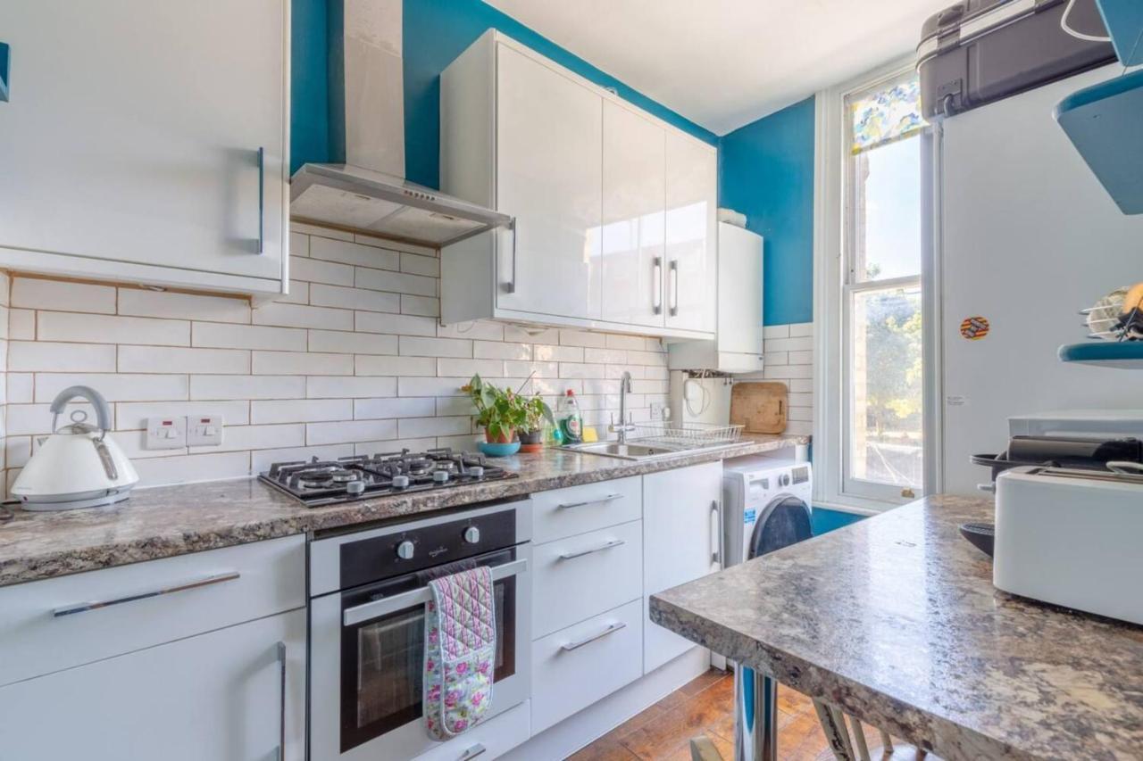 Cheerful 1 Bedroom Flat In The Heart Of North Appartamento *